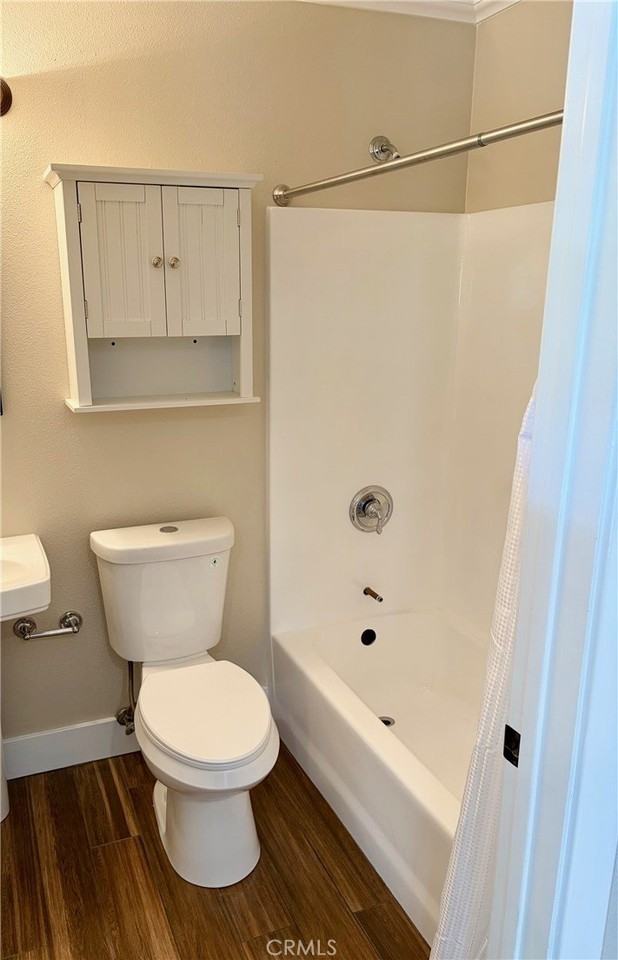 23922 Conesgtoga Avenue - Photo 7 of 16