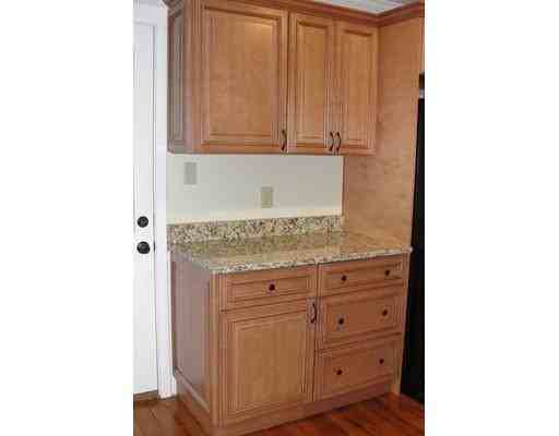 77 South St #2 - Photo 3 of 15