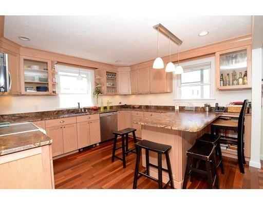 61 Homestead Ave - Photo 3 of 12