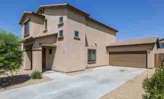 7907 S 50th Ln - Photo 1 of 1