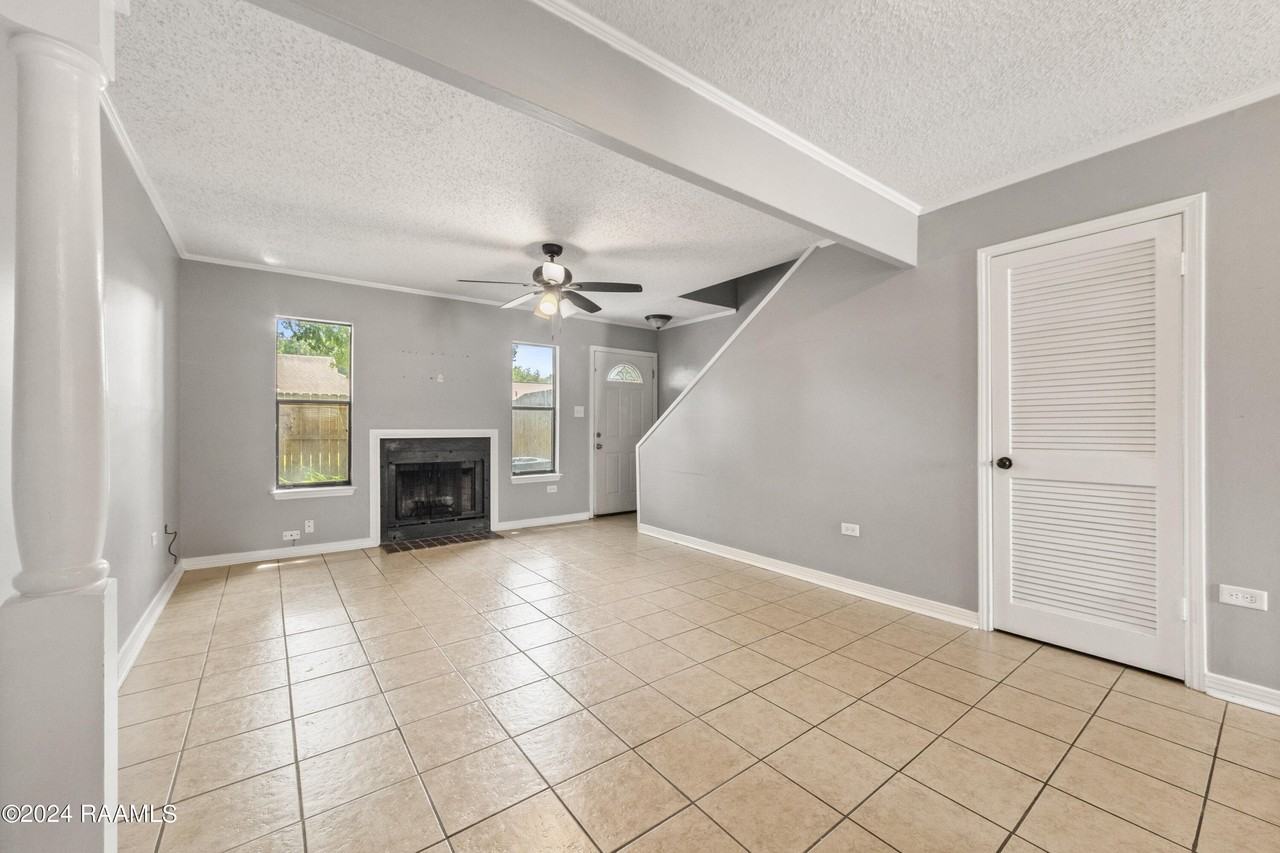 2826 Louisiana Ave #907 - Photo 4 of 17