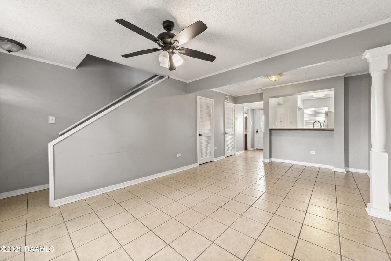 2826 Louisiana Ave #907 - Photo 5 of 17