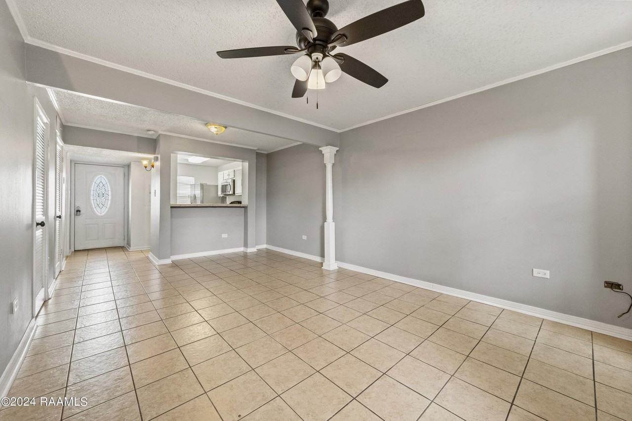 2826 Louisiana Ave #907 - Photo 6 of 17