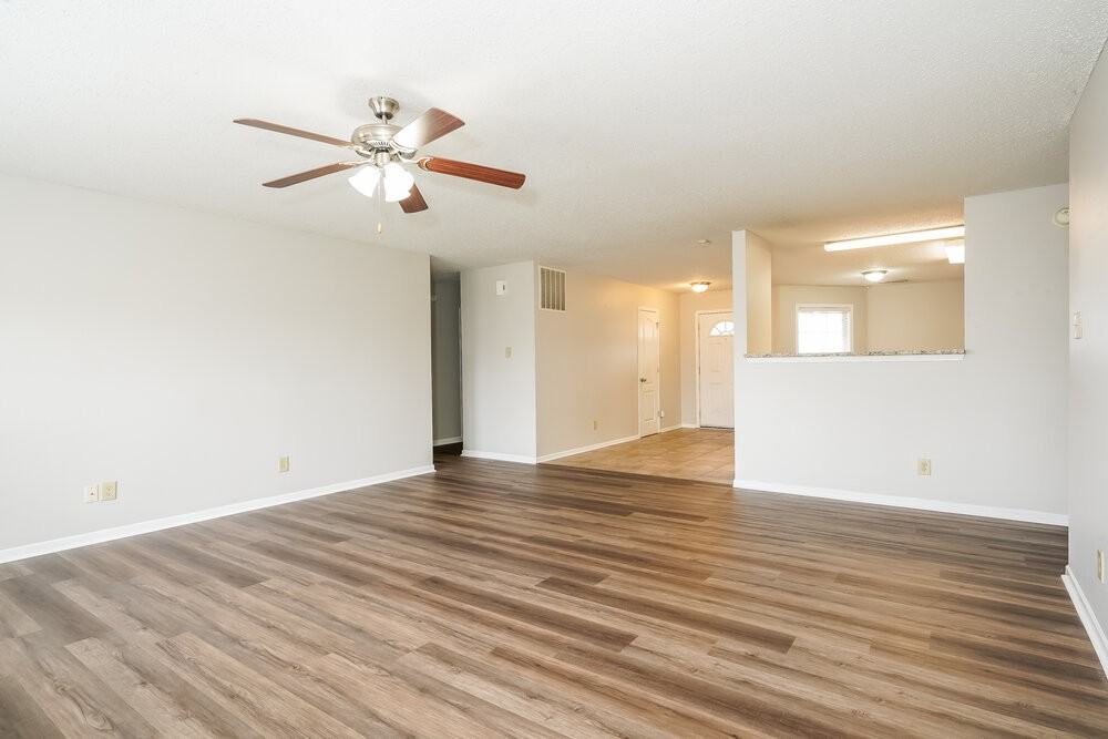 10610 Crackling Dr - Photo 4 of 16