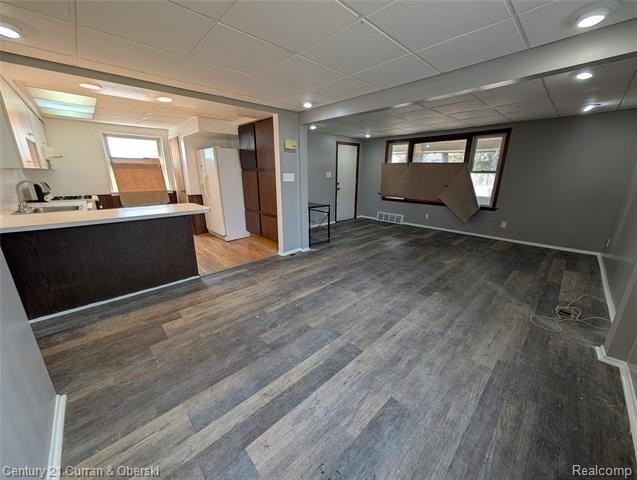 1374 Hanford Ave - Photo 5 of 23