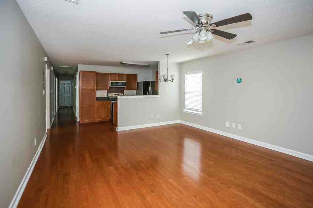 1916 Harrison Park Dr - Photo 6 of 16