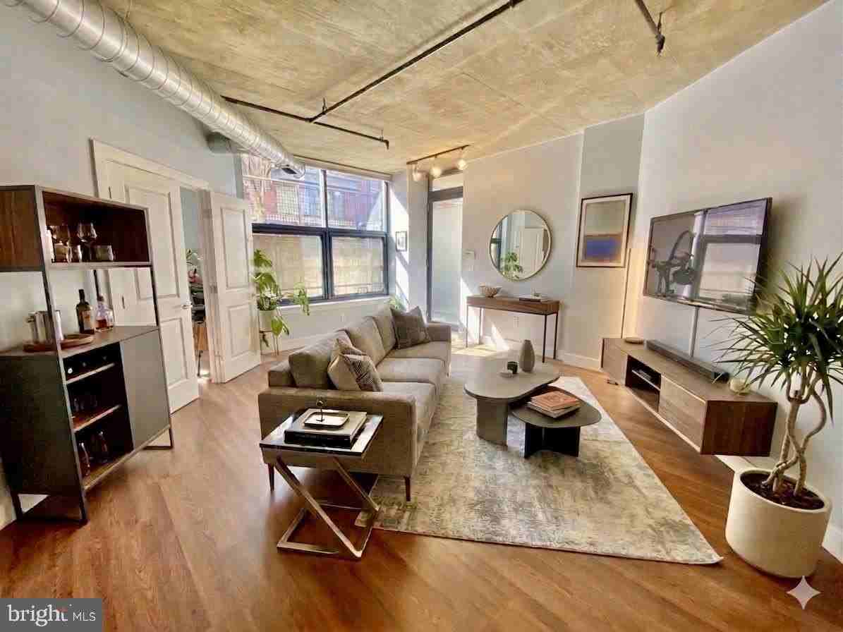 2301 Champlain St Nw Apt T10 - Photo 2 of 24