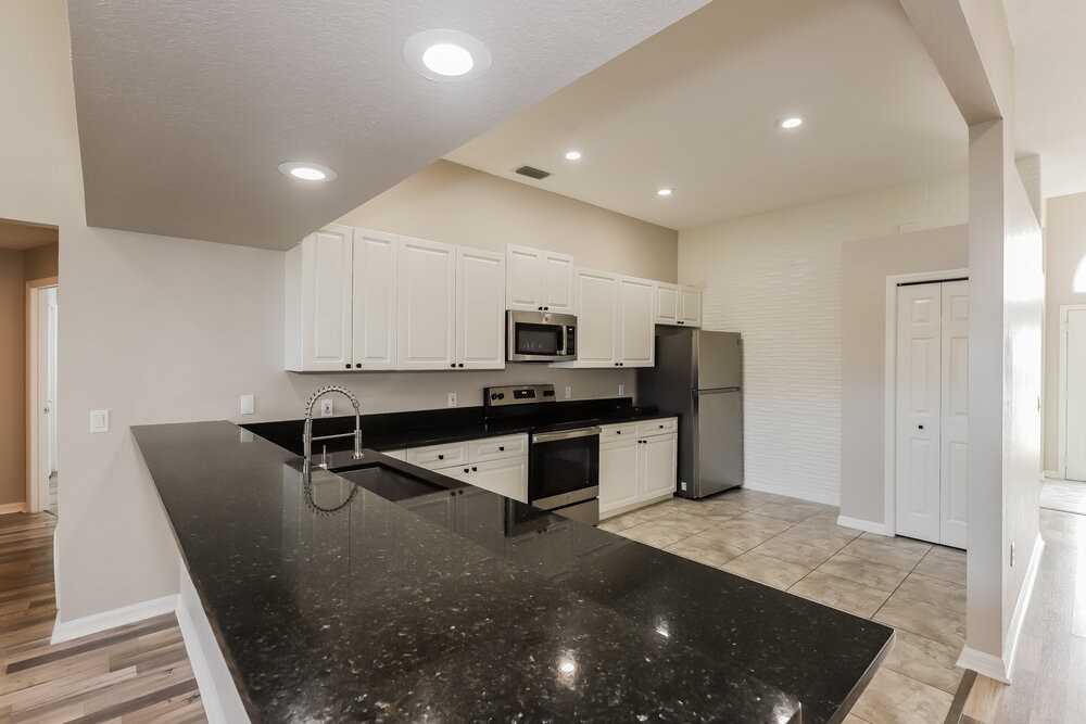 2864 Meridian Point Ln - Photo 5 of 16