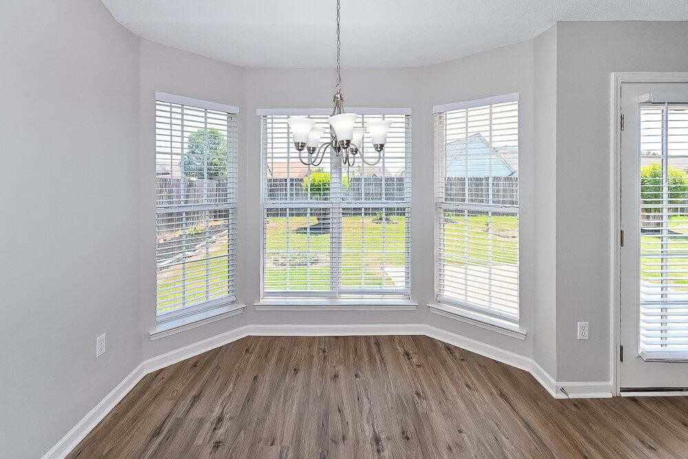 6620 Tealwood Dr - Photo 6 of 17