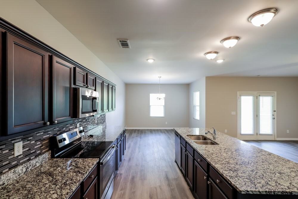 29 Alexander Ln - Photo 6 of 16