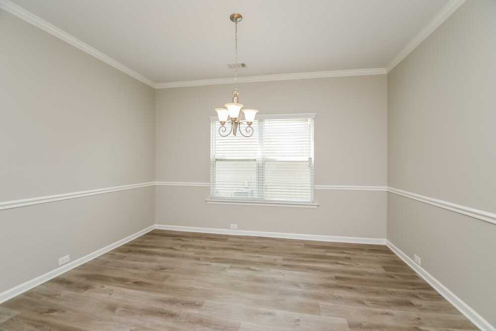 55 Bollen Ln - Photo 5 of 17