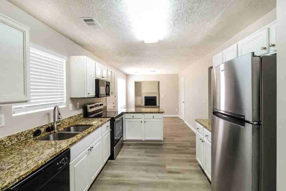 6583 Carriage Ln - Photo 5 of 17