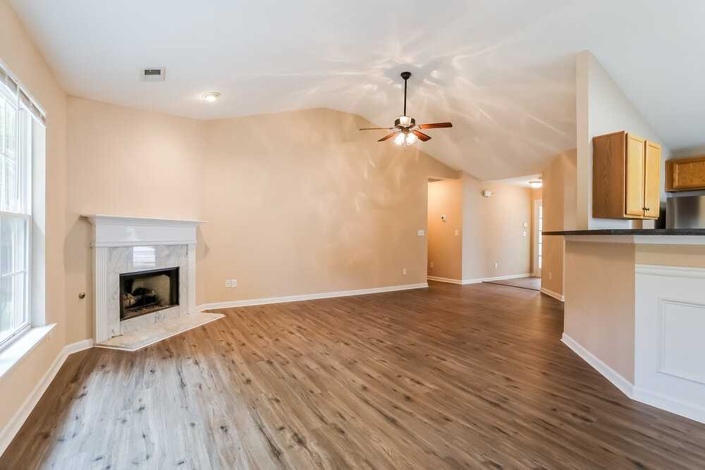 357 Hunterian Pl - Photo 4 of 17