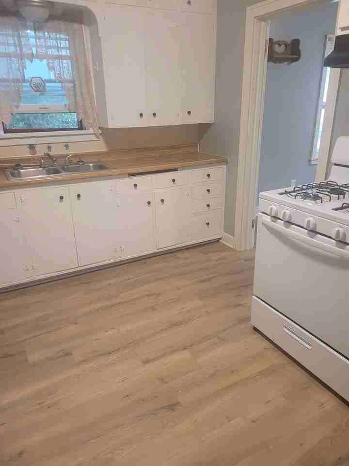 415 S Cedar Ave #3 - Photo 4 of 11