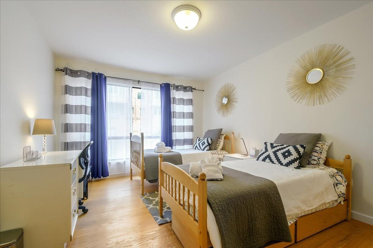 1021 Greenwich St #1508524P - Photo 4 of 32