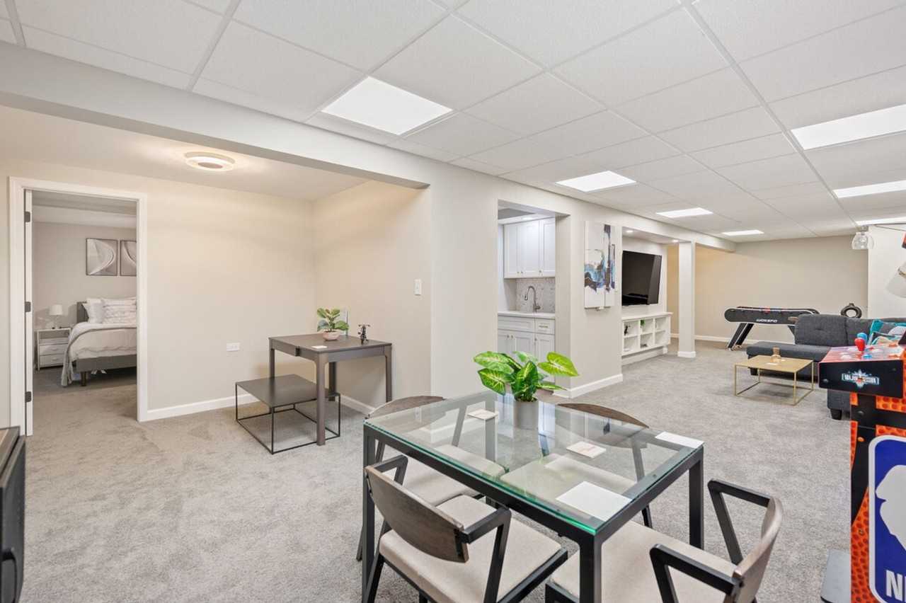 14237 S Newberg Ct #1285043P - Photo 2 of 25