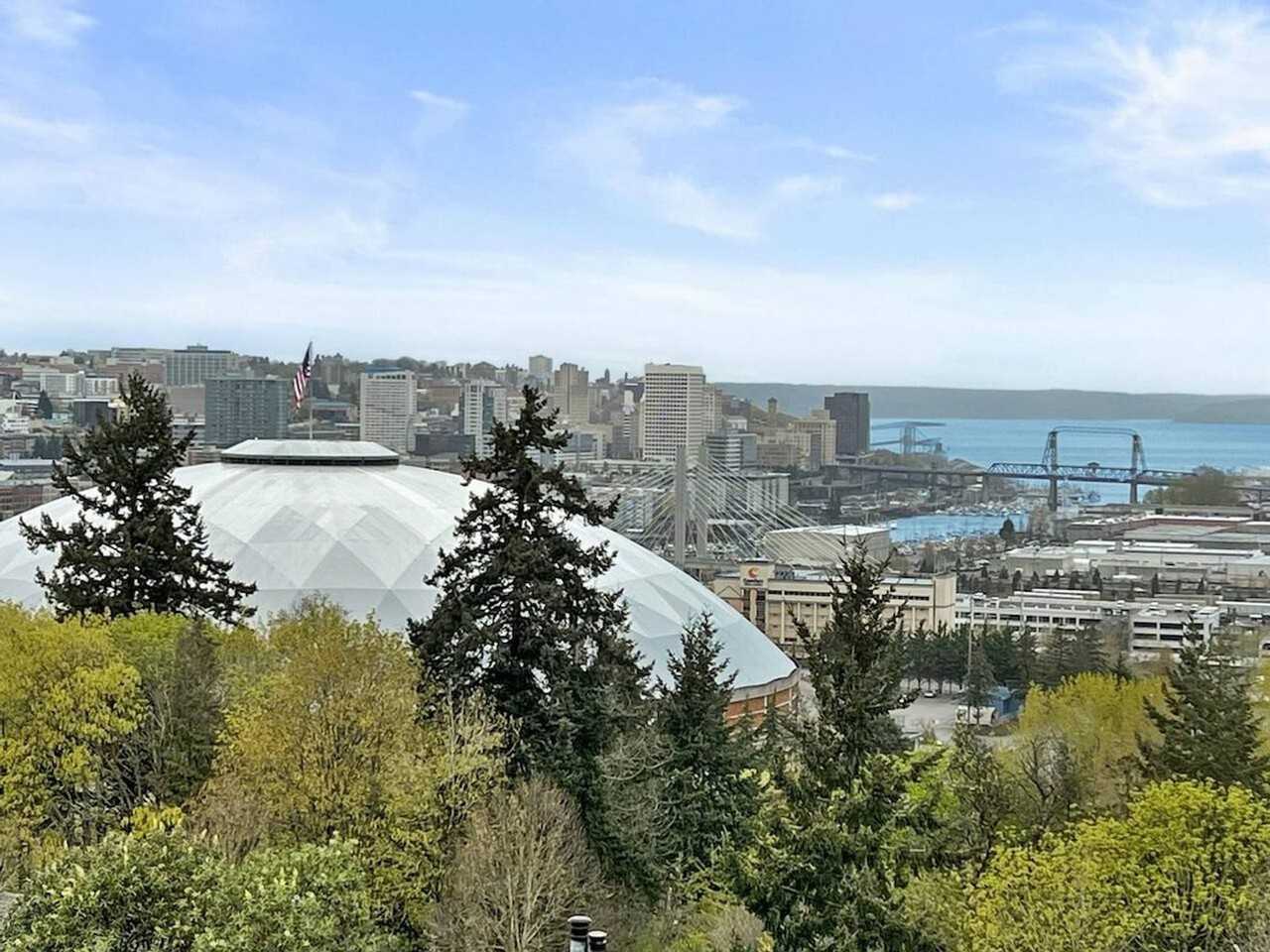 624 E 32nd St #1296625P - Photo 7 of 23