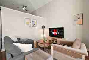 featured image of 1410 Nicollet Ave