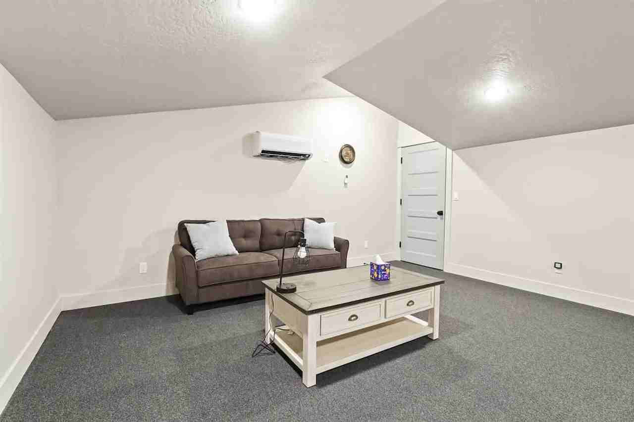 303 Cm Ridge Ln #1460943P - Photo 4 of 42