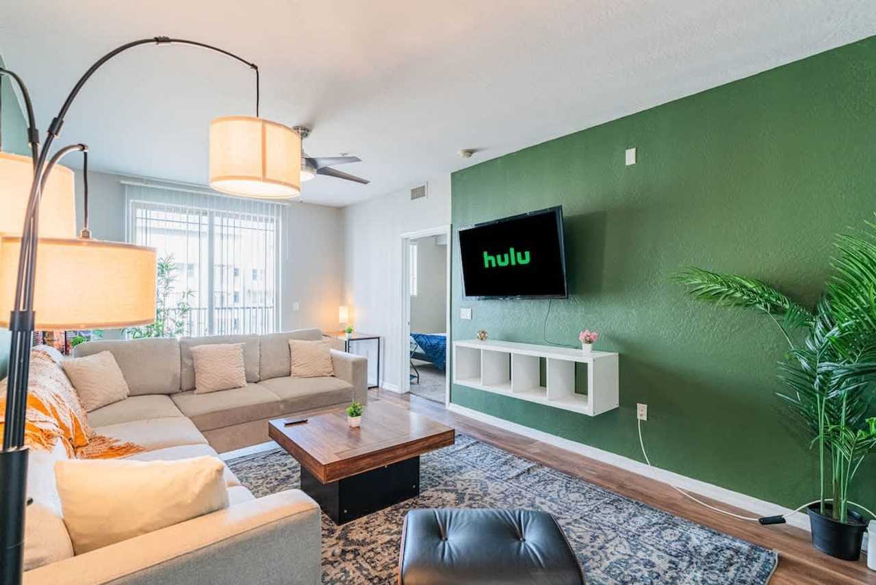 1275 E University Dr #1462581P - Photo 3 of 50