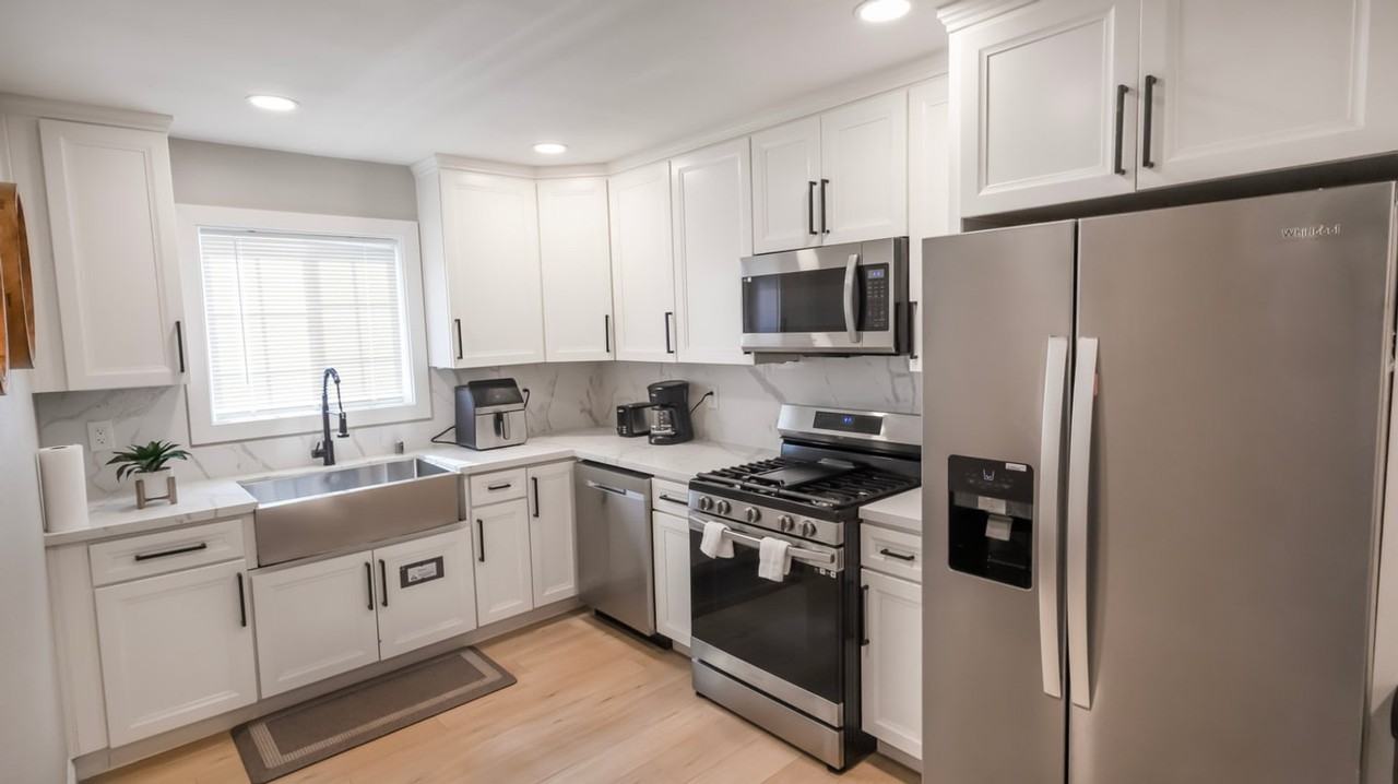 8354 Adams St #1471800P - Photo 4 of 36