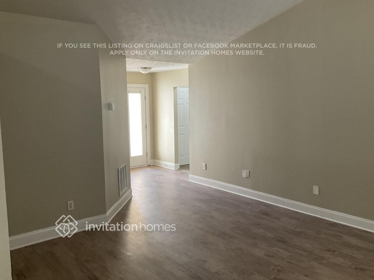 7128 Ambercrest Ct - Photo 2 of 14