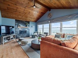 featured image of 32414 Lake Rd