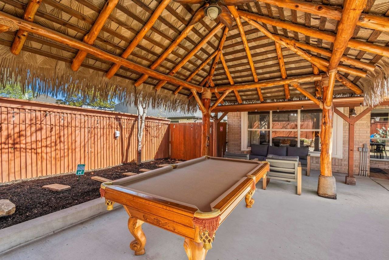 324 Woodcrest Dr #1508853P - Photo 7 of 38