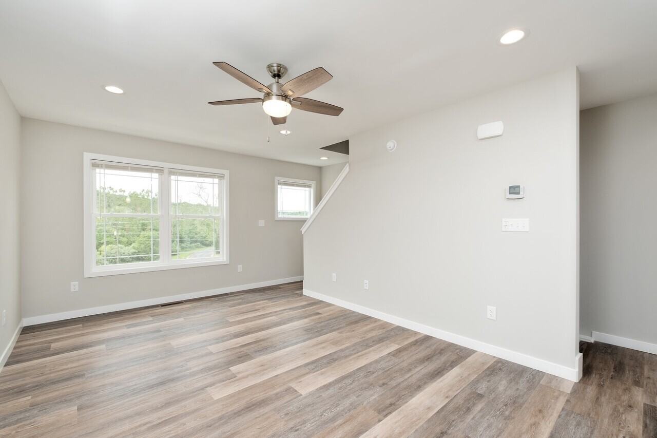 1008 Seth Dr #104 - Photo 4 of 13