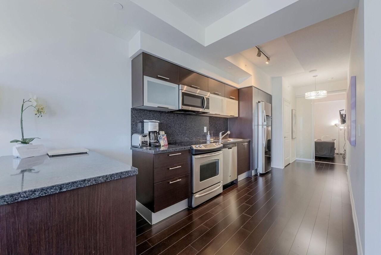 386 Yonge St #1509516P - Photo 6 of 21