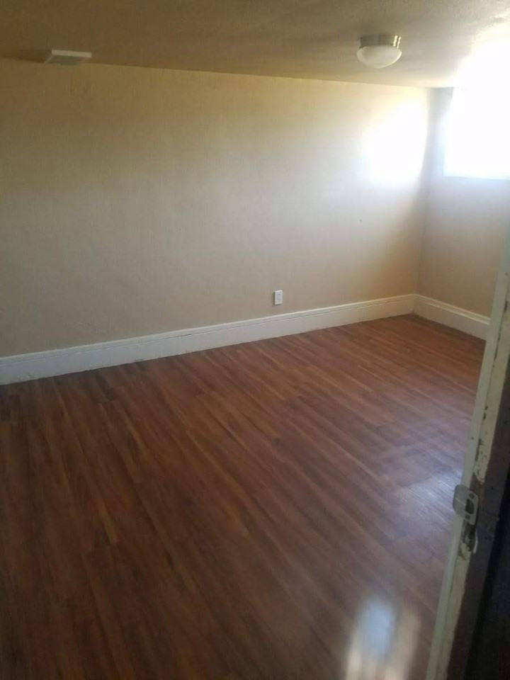 555 N 3rd St #C - Photo 3 of 8