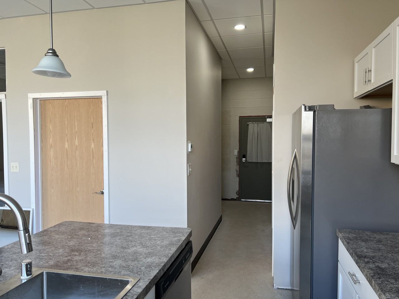 3776 E Hammond Ave #101 - Photo 3 of 11