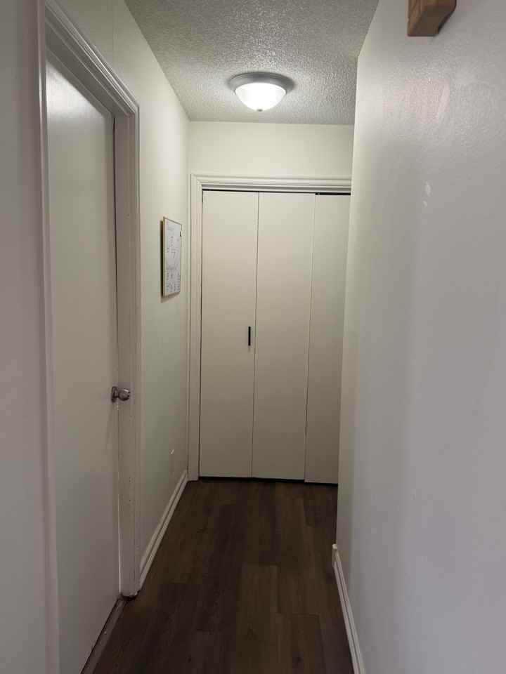 927 E Krayler Ave - Photo 7 of 16