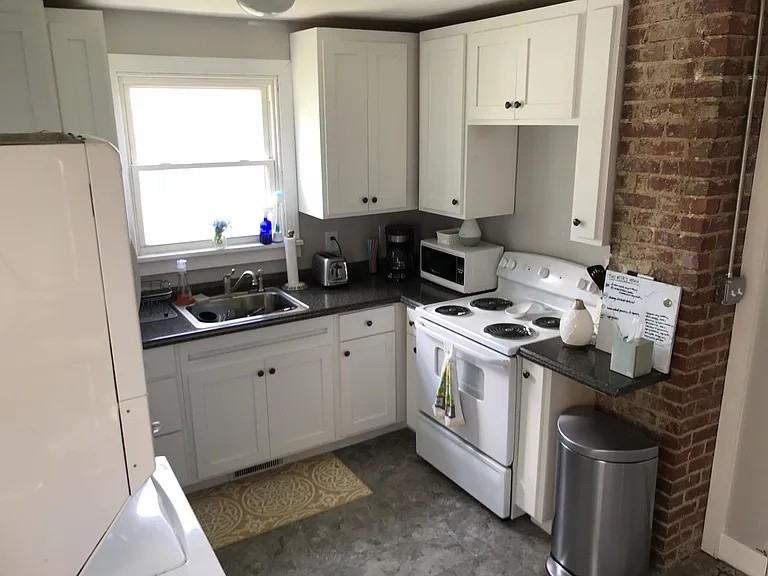 2811 Neale St - Photo 5 of 11