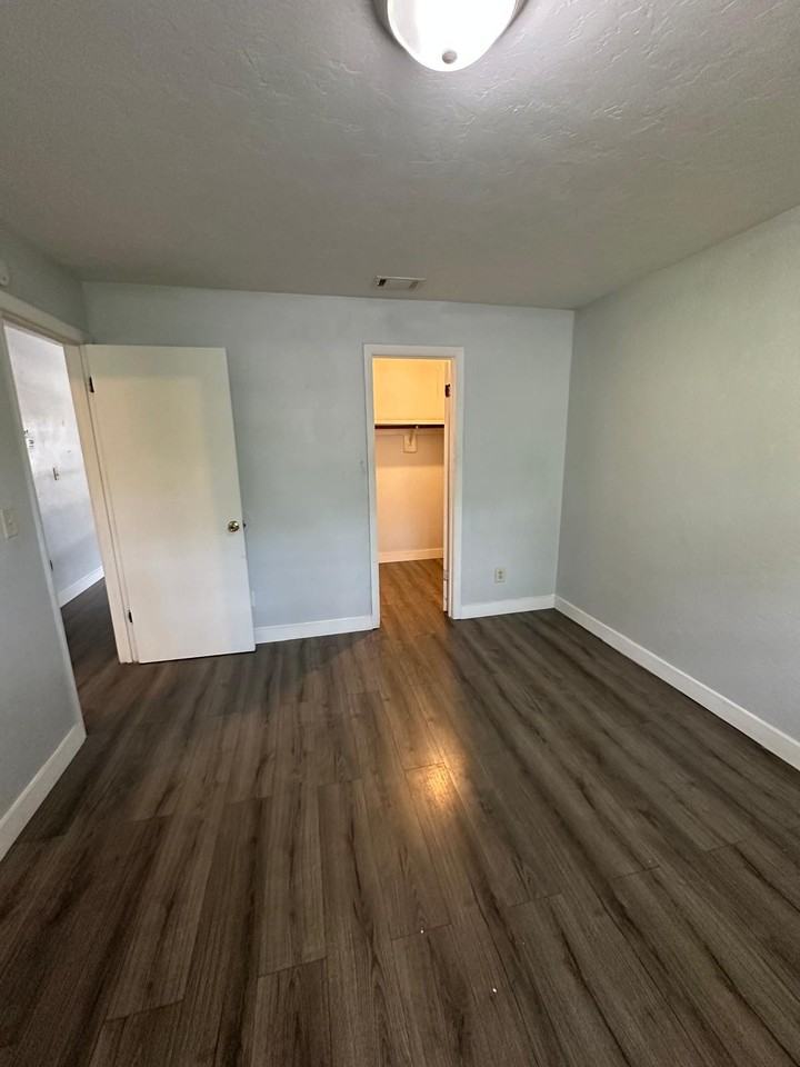 2636 Swpl, #C - Photo 2 of 17