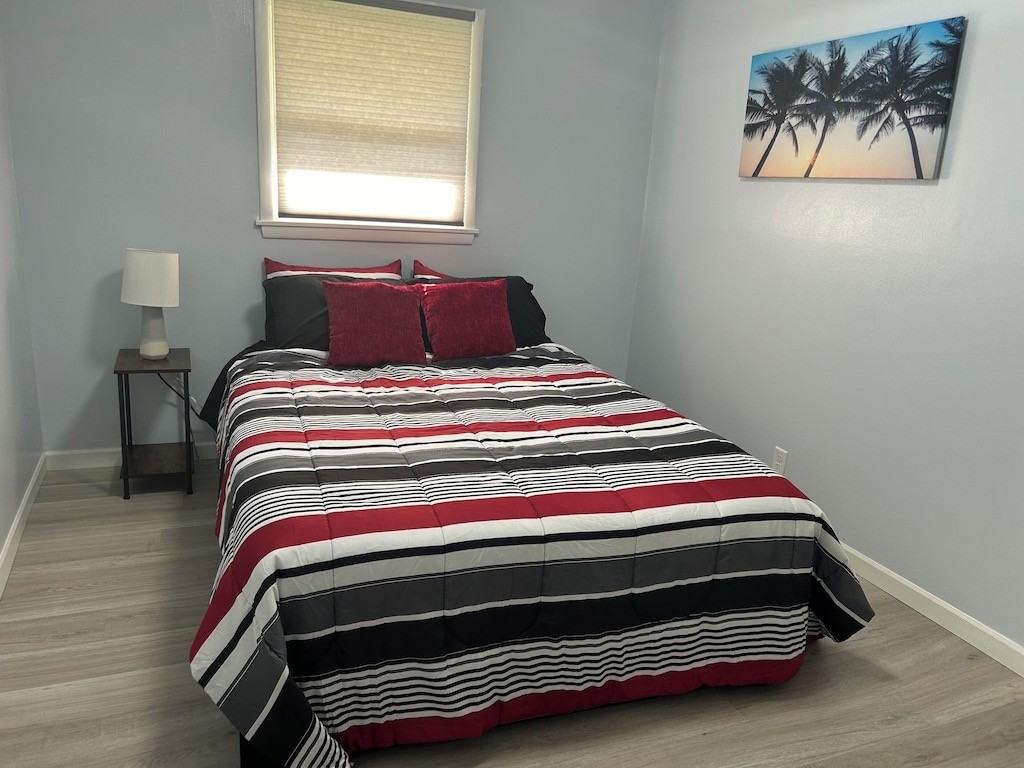 4241 2nd St Ne - Photo 6 of 7