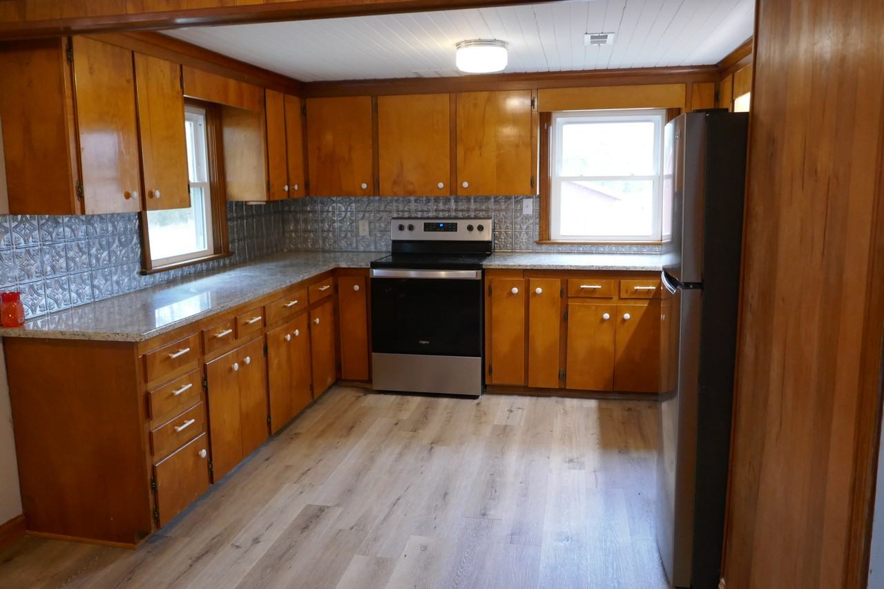 132 North Carolina Hwyn - Photo 3 of 8