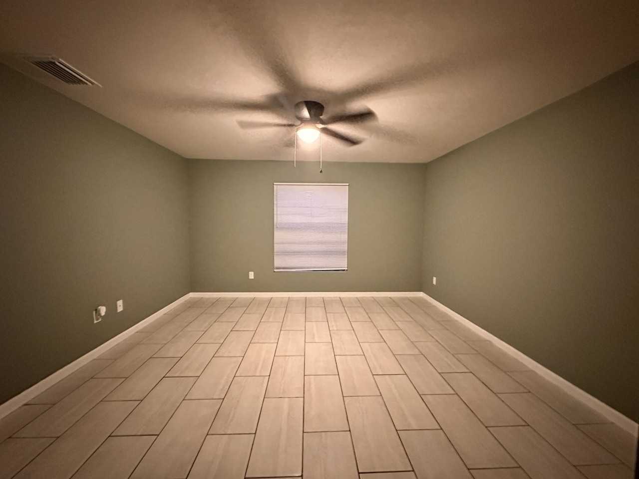 318 Nw 8th Ter - Photo 7 of 13