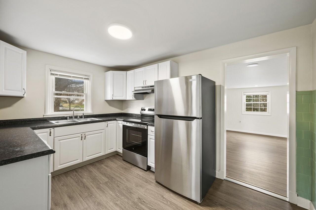 9432 Lyons Mill Rd - Photo 3 of 34