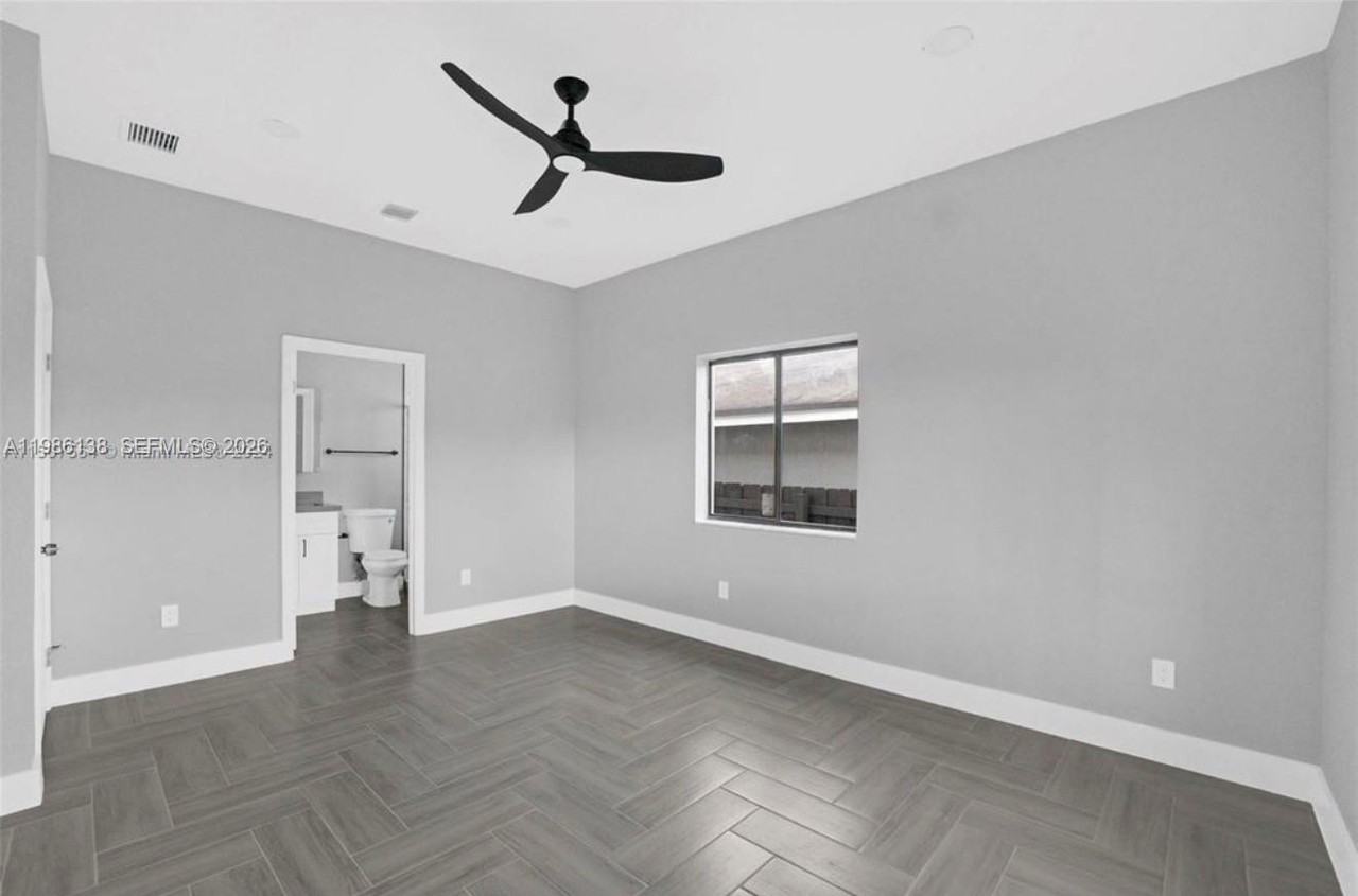 2210 Farragut St - Photo 7 of 14