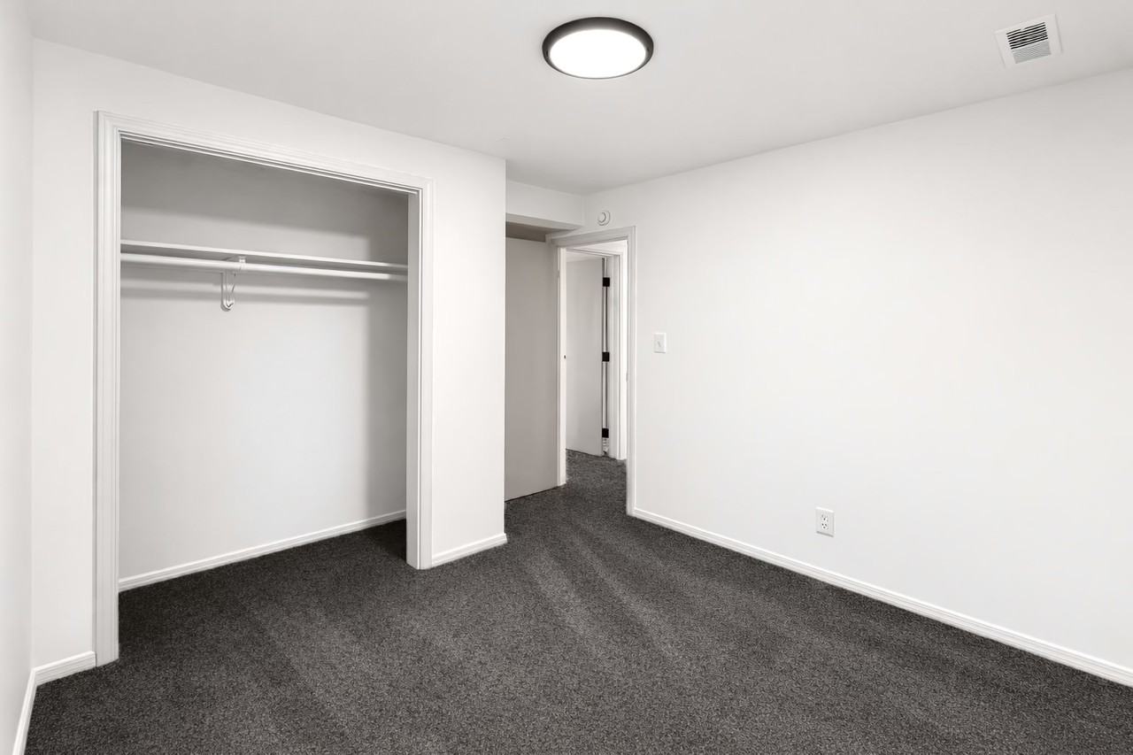 9880 S Fox Ridge Dr - Photo 7 of 29