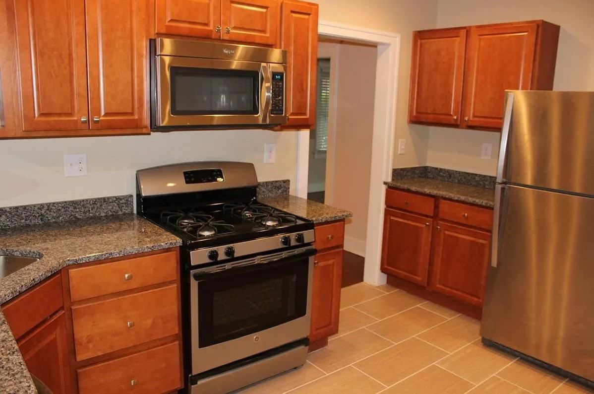 5039 N College Ave #5039 - Photo 2 of 7