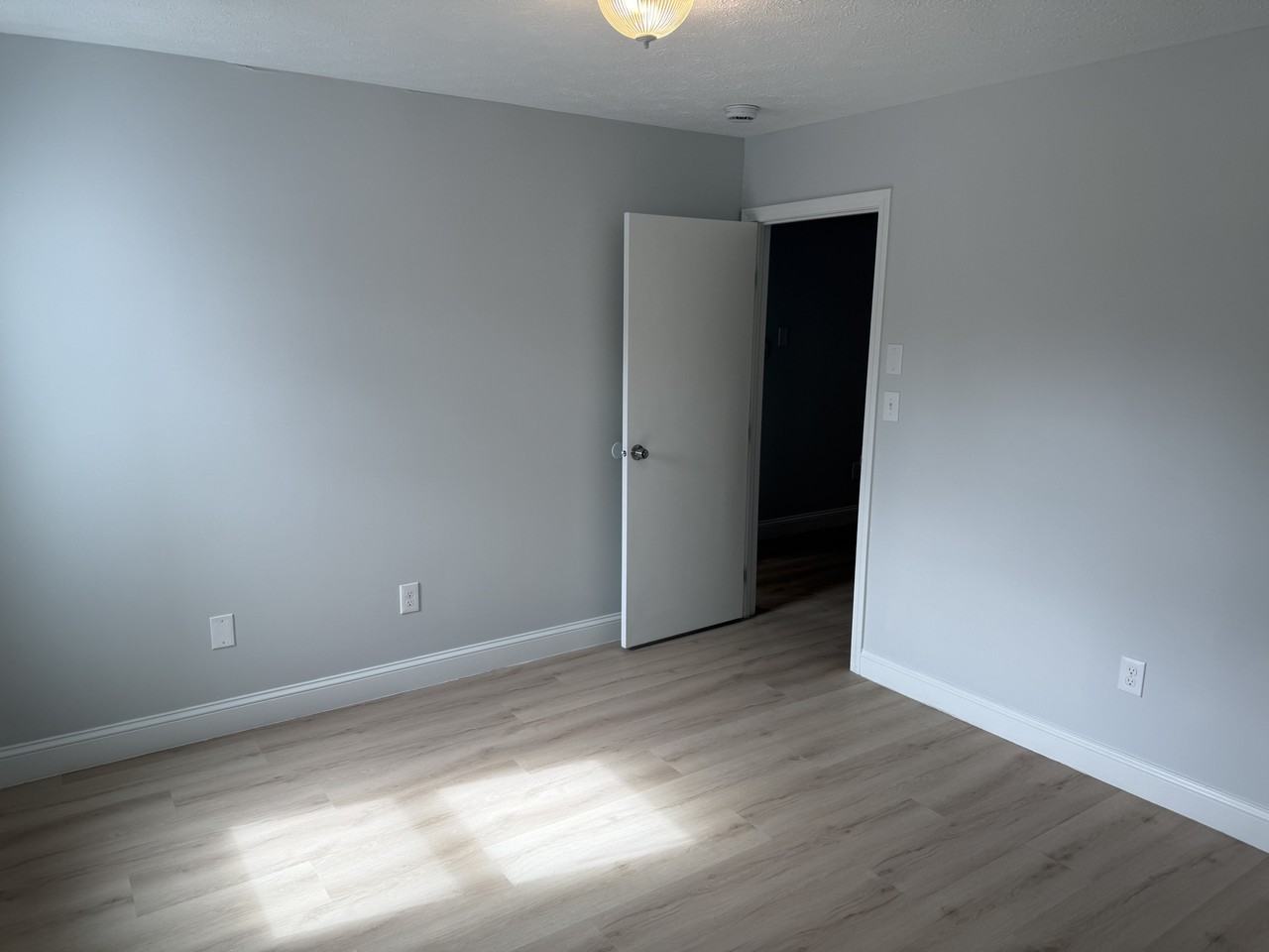 106 Granite St #12 - Photo 3 of 16