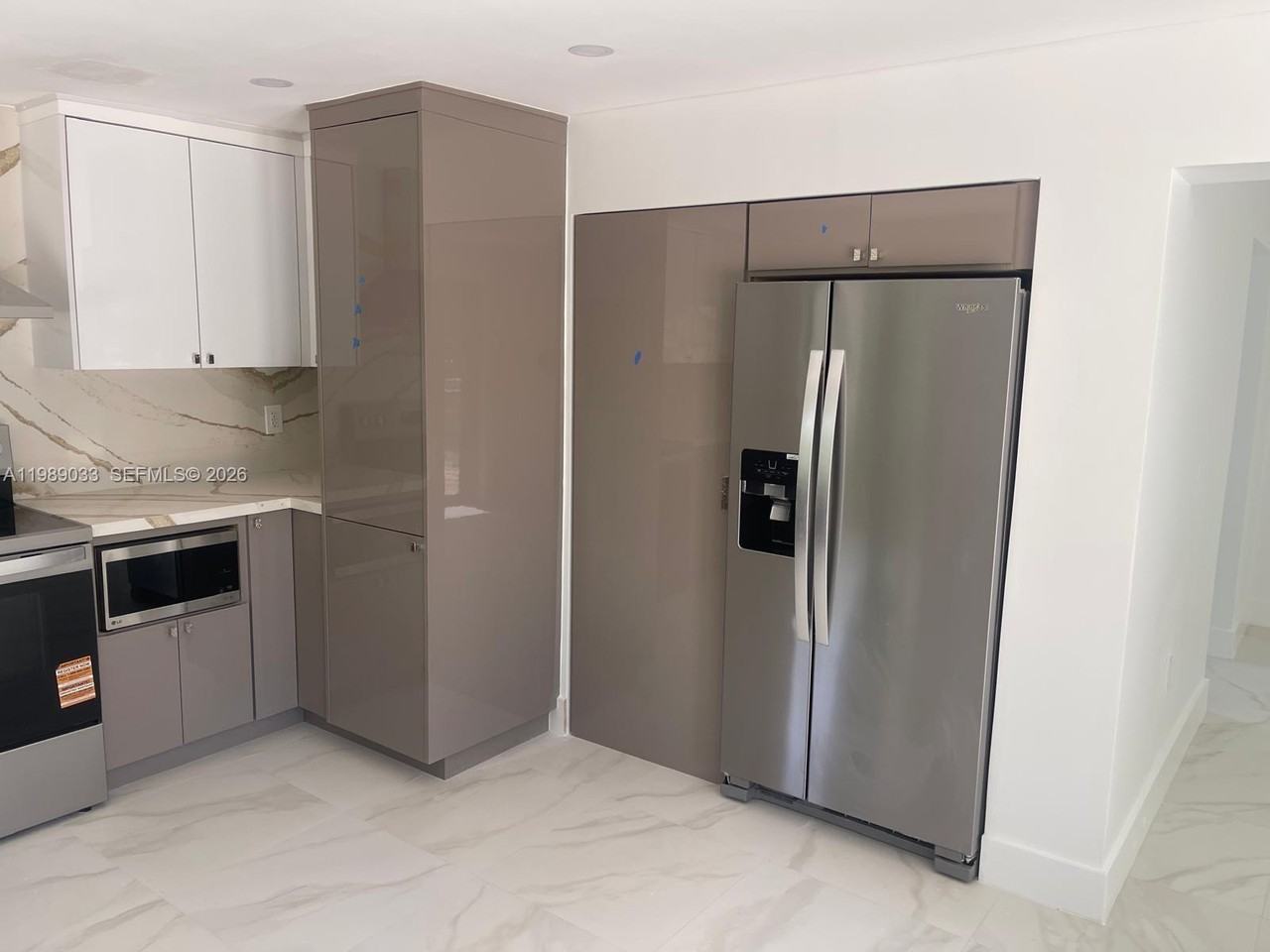 270 Nw 147th St - Photo 4 of 16