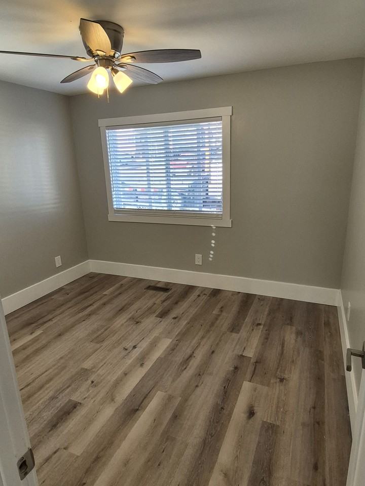 509 Swan St - Photo 3 of 25