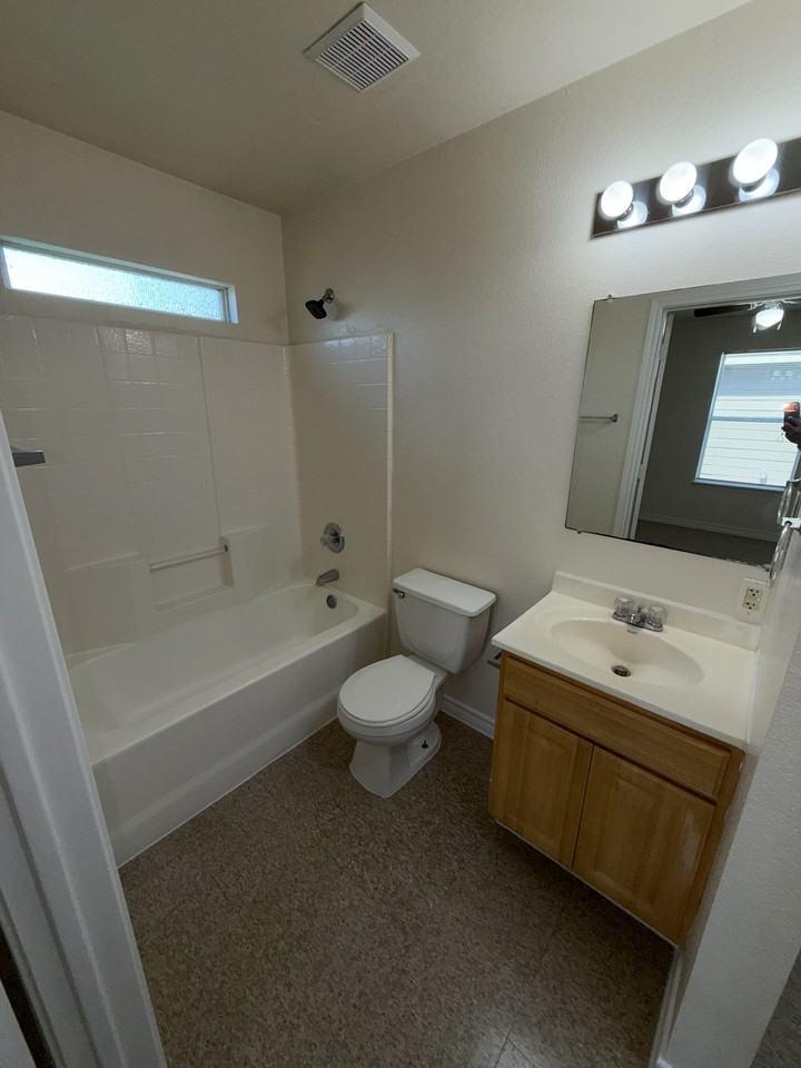 607 South Terrace Street #A - Photo 4 of 10