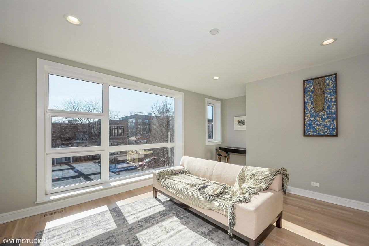 2238 West Warren Boulevard #2 - Photo 4 of 15