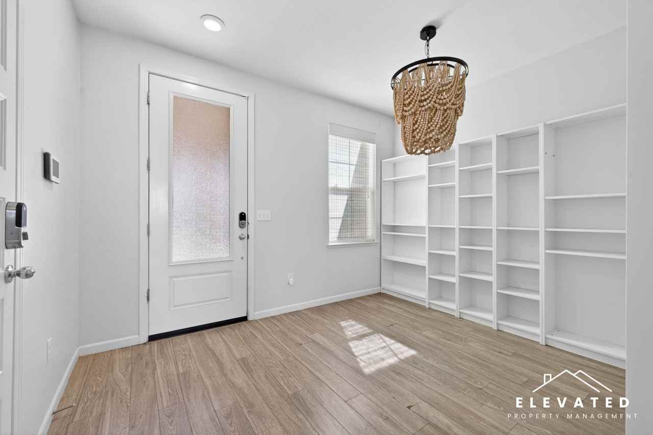 611 Jade St #1 - Photo 2 of 35