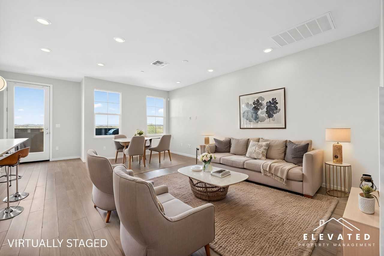 611 Jade St #1 - Photo 4 of 35