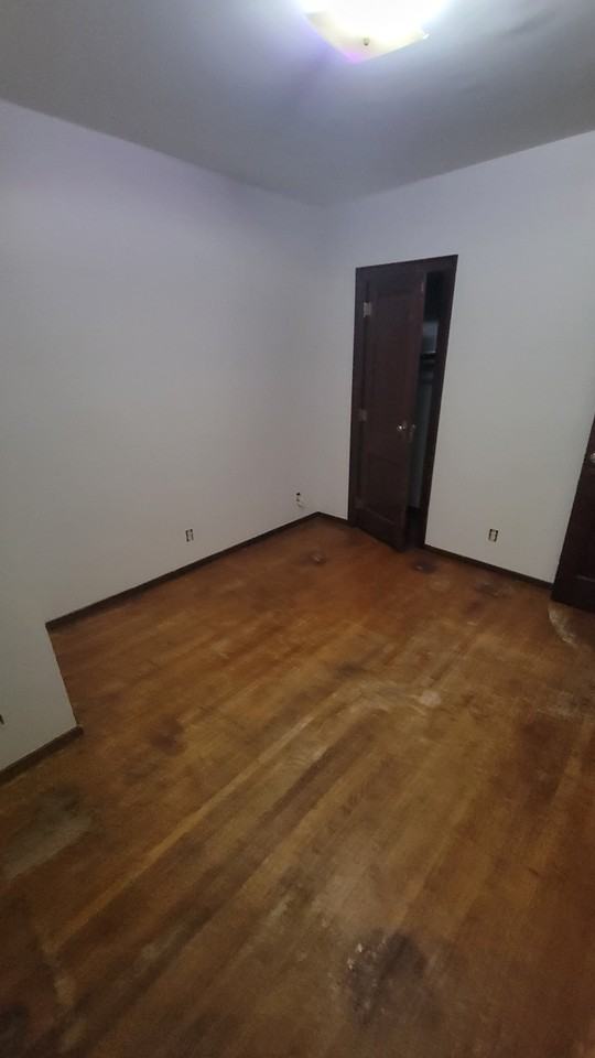 505 12th Street East - Photo 6 of 20